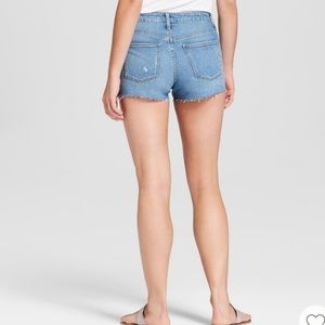 Raw hem high waisted denim shorts